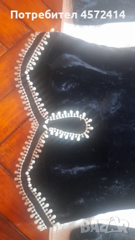 Класическа, черна рокля и дамско сако в оранжев цвят.  S. , снимка 5 - Рокли - 51456626