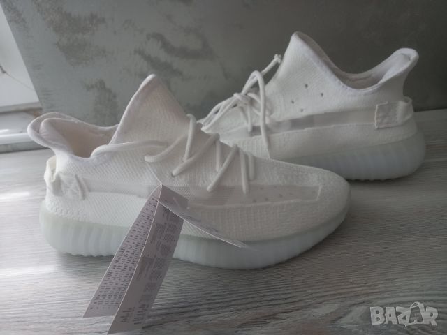 Adidas Yeezy Boost 350 V2 Bone - номер 42, снимка 2 - Маратонки - 46667684