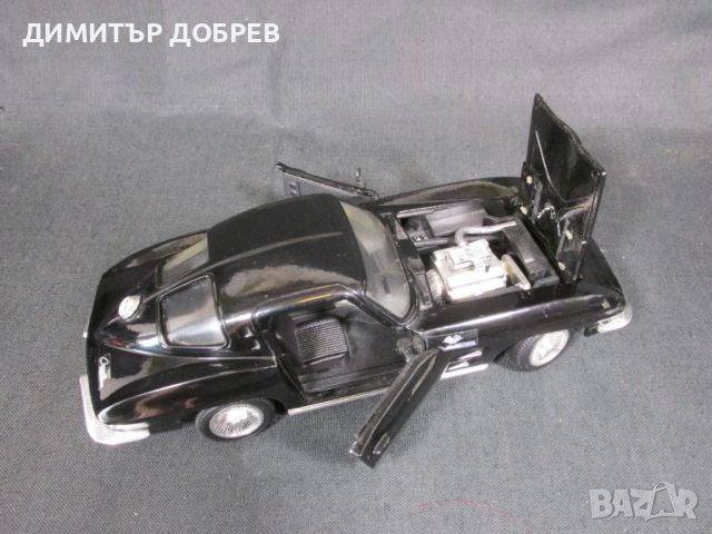 1/24 СТАРА РЕТРО МЕТАЛНА КОЛИЧКА МАЩАБЕН МОДЕЛ CHEVROLET CORVETTE STINGRAY REVELL, снимка 6 - Колекции - 46781208