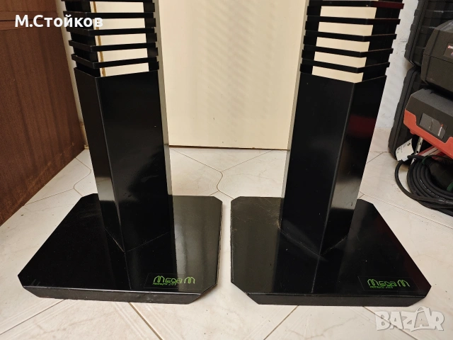 Поставки / стойки за CD дискове , снимка 4 - CD дискове - 53711672