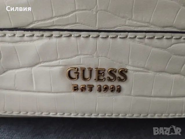 Дамска чанта Guess, снимка 6 - Чанти - 48919607