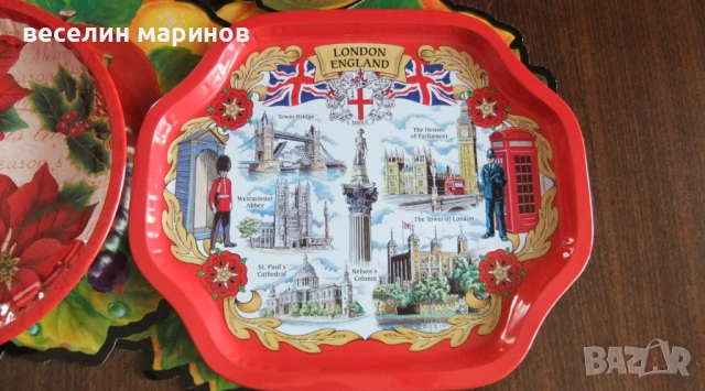 Продавам плато за сервиране, подноси за чай и кафе и пластмасов термос, снимка 7 - Прибори за хранене, готвене и сервиране - 36013342