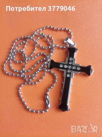 Кръст, снимка 5 - Колиета, медальони, синджири - 50322464
