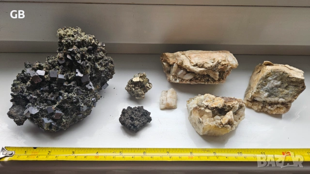 Колекция минерали кристали, снимка 3 - Други ценни предмети - 53393266