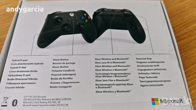 Контролер Microsoft - Xbox Wireless Controller, Carbon Black чисто нов джойстик в кутия , снимка 5 - Джойстици и геймпадове - 54079643