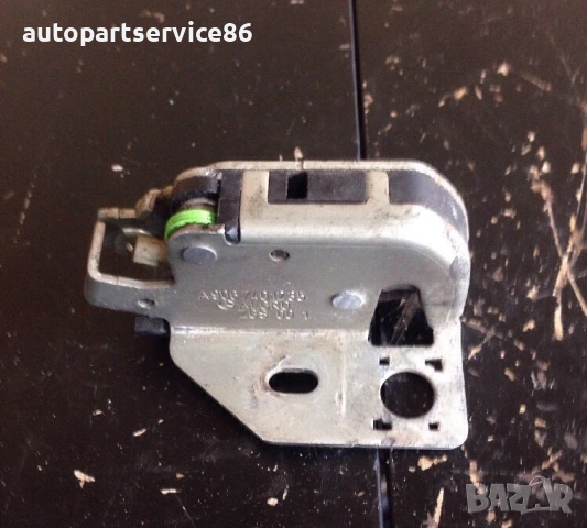 Механизъм за заключване на задна врата за Mercedes W906 Sprinter (2006-2011) A9067401235