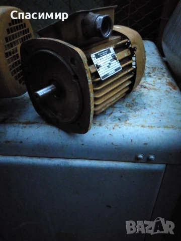 Ел двигател фланцов 0,35kw на 1320об