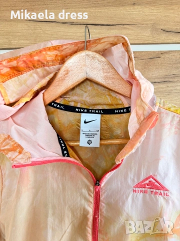 Суперсвежа ежедневна ветровка/яке Nike в многоцветен десен., снимка 6 - Якета - 53882268
