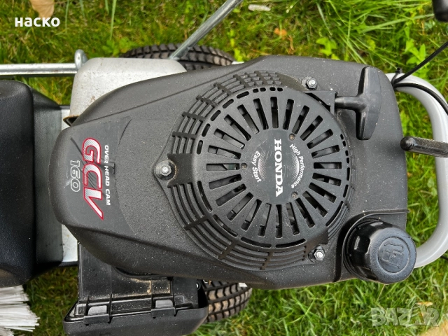 Продавам бензинова почистваща метла, снимка 4 - Други машини и части - 52100830