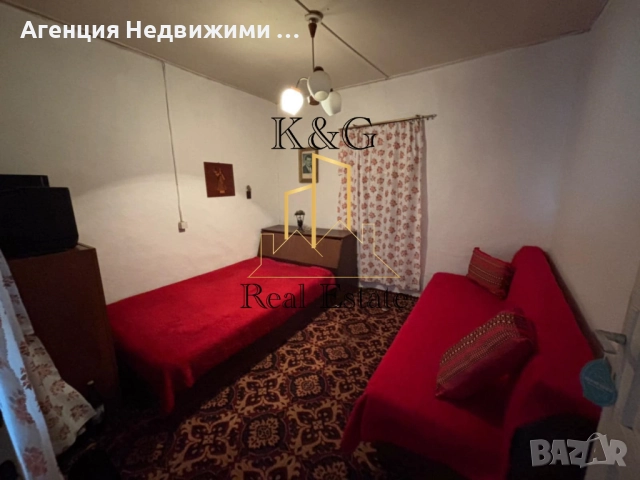 Едноетажна къща в гр. Завет, снимка 4 - Къщи - 52222972