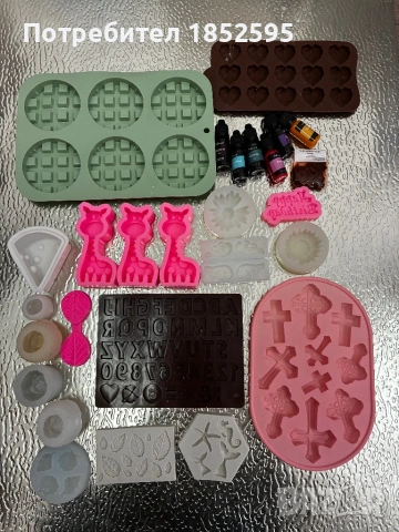 Лот от силиконови молдове за свещи