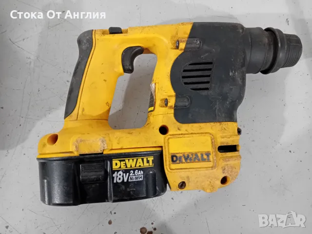 Перфоратор - Dewalt 18 V , снимка 3 - Други машини и части - 46632220