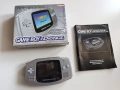 Nintendo Game Boy Advance сребрист цвят комплект в кутия с ръководства, снимка 1