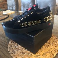 Продавам оригинально сникърси на марката Moschino , снимка 2 - Маратонки - 45880015