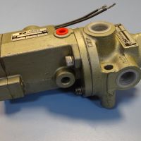 пневматичен разпределител за преси ROSS J2773A4011 directional control valve 100V, снимка 4 - Резервни части за машини - 45143904
