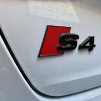 емблема Audi S4 Sline 4 A4 емблема за багажник черен гланц, снимка 4 - Аксесоари и консумативи - 45431271