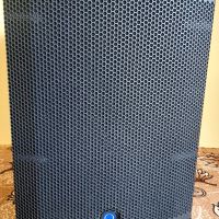 Subwoofer Turbosound iq18b , снимка 1 - Тонколони - 45865453