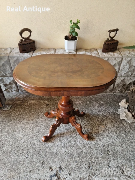 Страхотна антикварна английска дървена масичка с интарзия , снимка 1