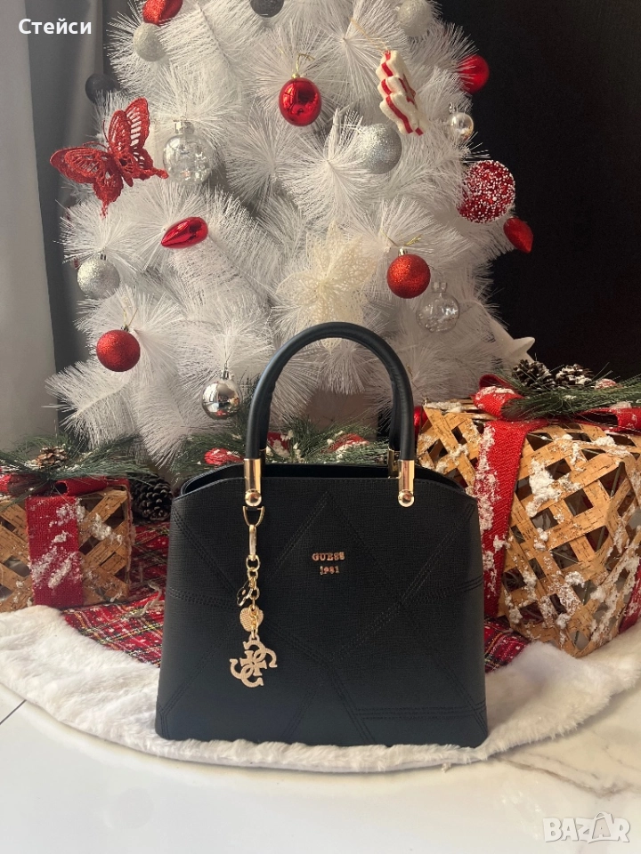 Дамски чанти Guess , снимка 1