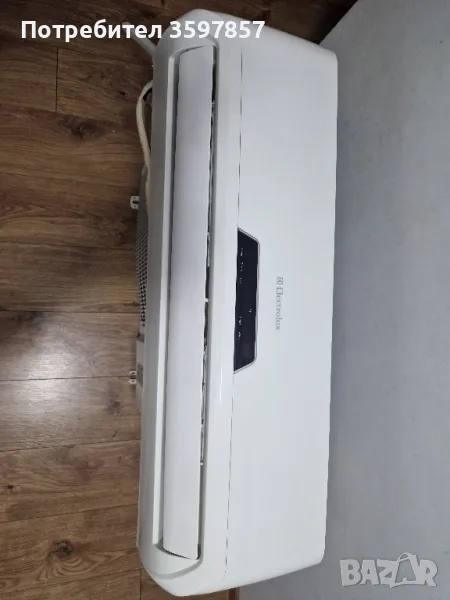 Климатик Electrolux 12 Конвенционален, снимка 1