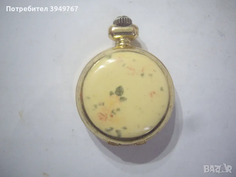 Позлатен малък джобен часовник., снимка 1