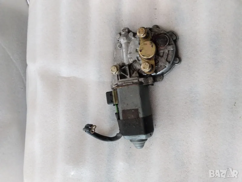 Части за Mercedes Е220 W124, снимка 1