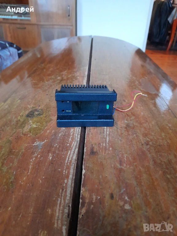 Стар Автомобилен часовник, снимка 1