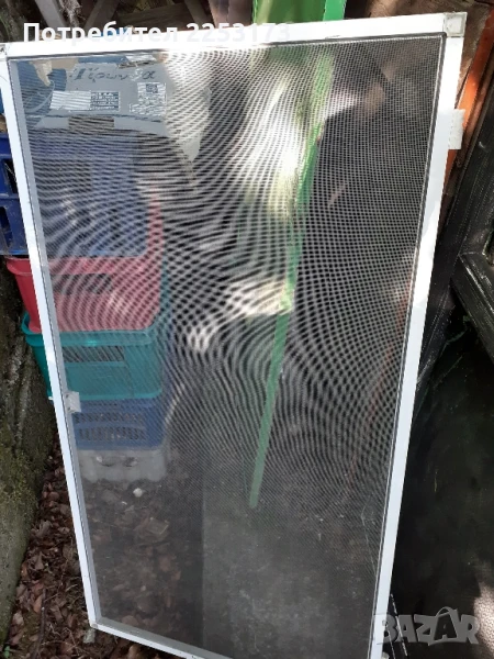 Употребяван комарник за прозорец, снимка 1