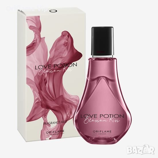 Ароматен спрей Love Potion Blossom Kiss+подарък, снимка 1