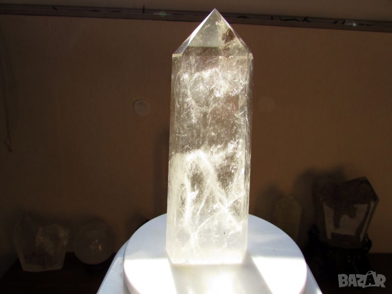 Планински кристал оформен като обелиск, тегло 780гр. 18см. подходящ за подарък, снимка 1