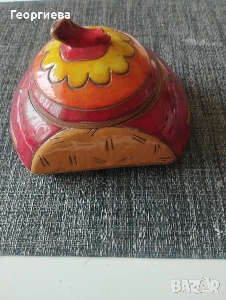 Продавам ръчно изработена кутия , снимка 1