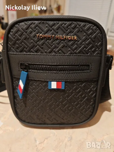 Чантичка Tommy Hilfiger , снимка 1