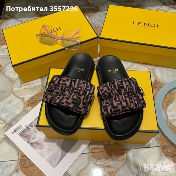 Чехли Fendi, снимка 1