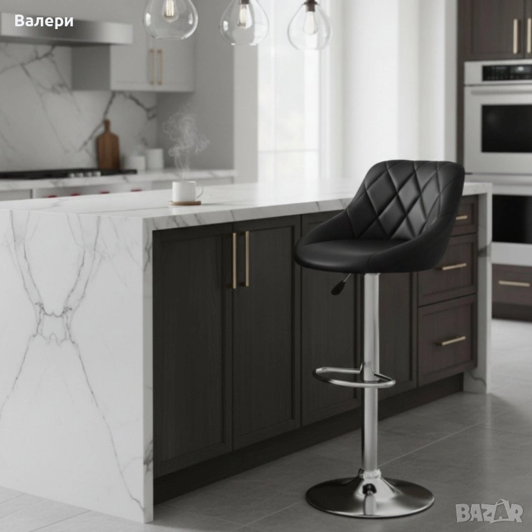 Бар стол с регулируема височина и въртяща функция – комфорт и стил за дома и заведения, снимка 1