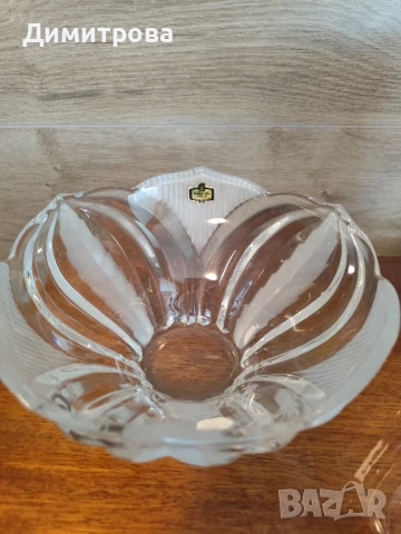 Кристални купи и ваза , снимка 4 - Вази - 50988970