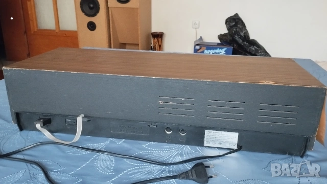 Радио SABA Mainau M, снимка 3 - Радиокасетофони, транзистори - 54159724