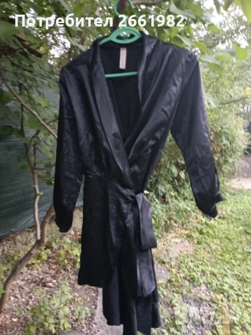 Разкошна италианска черна туника - тип "Прегърни ме"  , снимка 1