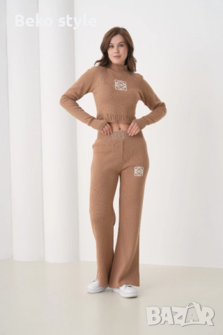 Дамски комплек с ефектен ръкав , снимка 2 - Комплекти - 52507653