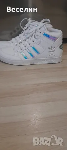 Маратонки Adidas Намаление , снимка 1 - Маратонки - 47199586