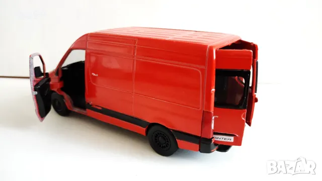 Mercedes-Benz Sprinter Delivery Van KiNSMART 1:48, снимка 3 - Колекции - 47103650