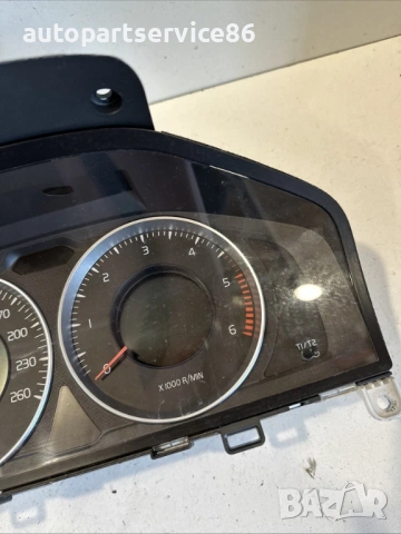 Скоростомер / инструментален панел за Volvo XC60 2.0D (2011) 31327581, снимка 2 - Части - 53743126