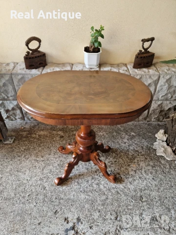 Страхотна антикварна английска дървена масичка с интарзия 