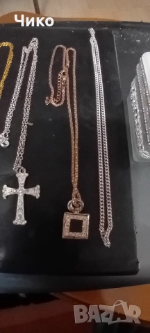 10бр позлатени женски колиета и кутия за бижута, снимка 10 - Антикварни и старинни предмети - 52225854