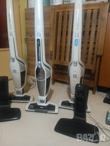Безкабелни прахосмукачки AEG 2в1- Li-ion, снимка 7 - Прахосмукачки - 53495535