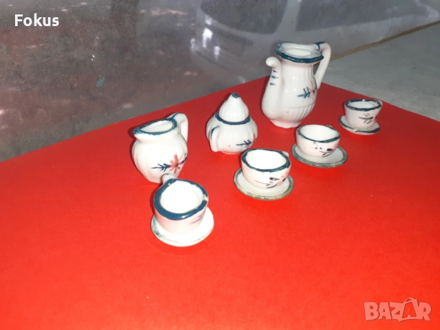 Разкошен порцеланов сервиз миниатюри - порцелан миниатюра, снимка 3 - Антикварни и старинни предмети - 53422540