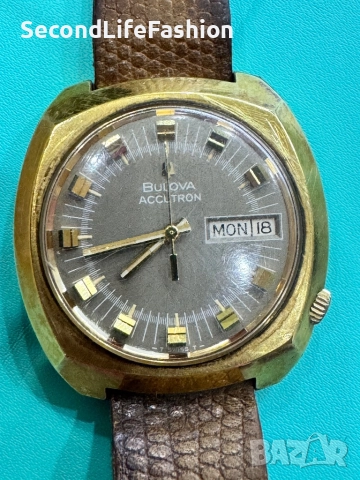 Bulova accuration винтидж часовник с дата от 1971, снимка 3 - Антикварни и старинни предмети - 52908332