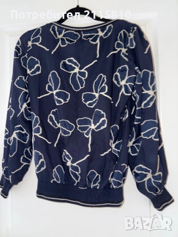 Блуза , снимка 2 - Блузи с дълъг ръкав и пуловери - 51718698