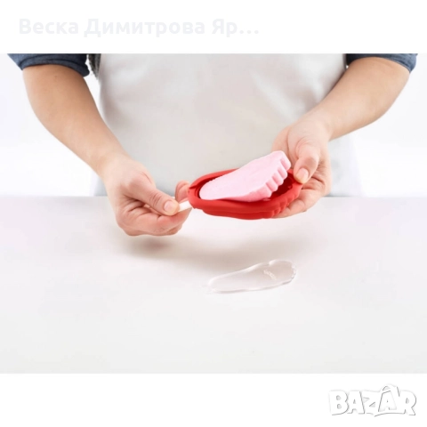 Комплект форми за сладолед на клечка Lekue 4 броя, забавни форми, снимка 7 - Форми - 52052792