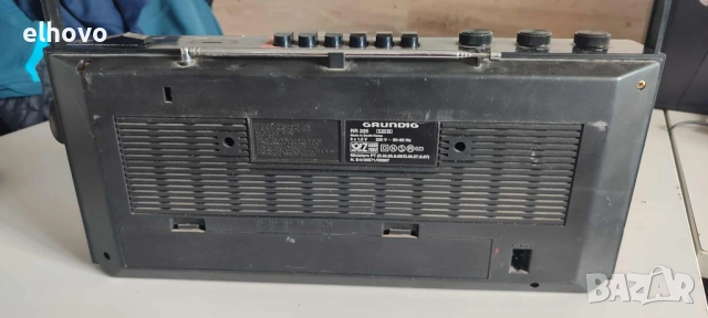 Радиокасетофон Grundig RR 335, снимка 3 - Радиокасетофони, транзистори - 51888154