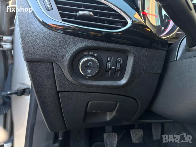 Opel Astra 1.2 Turbo 2021г • Камера • Парктроник • Facelift, снимка 15 - Автомобили и джипове - 53407799